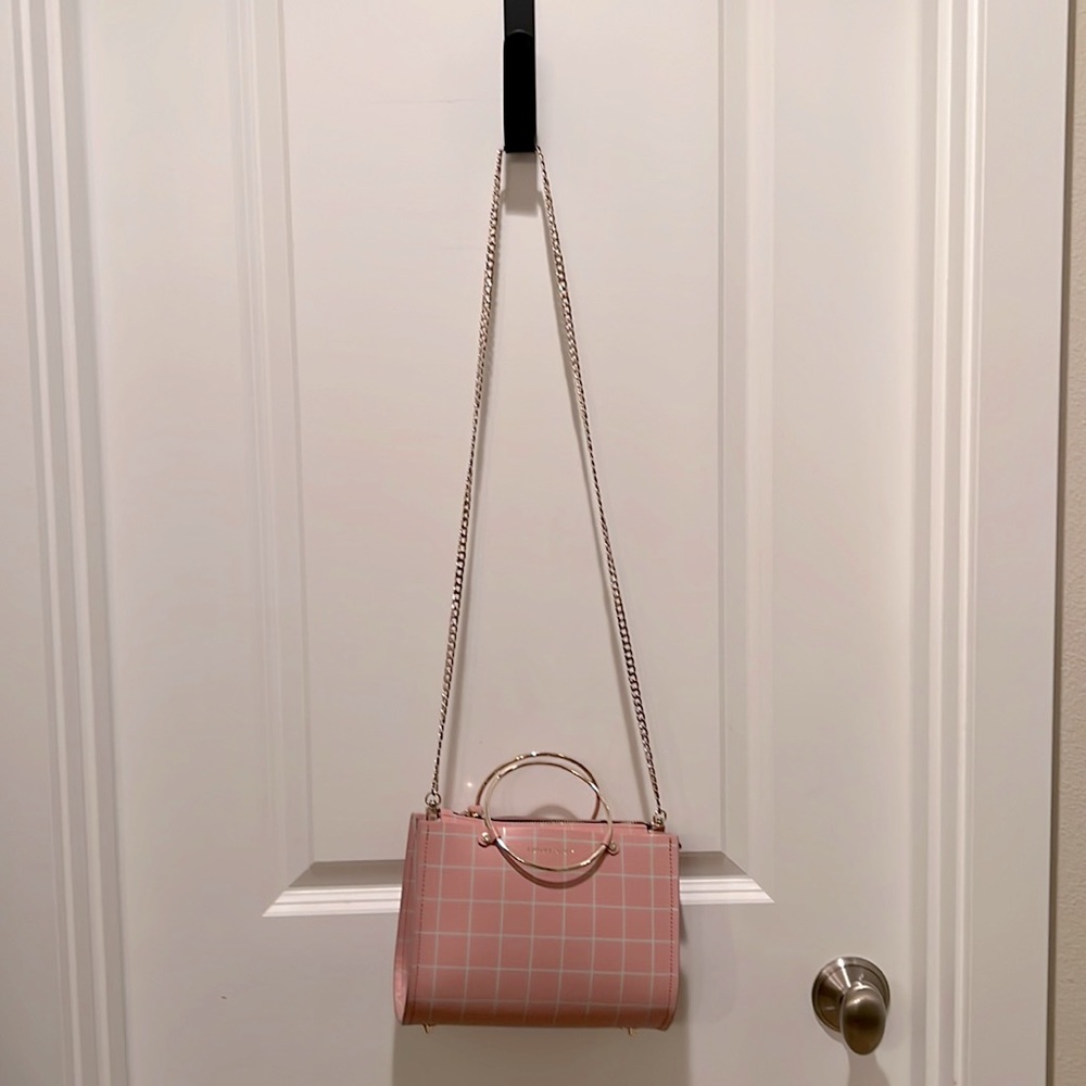 Future Glory Pink Shoulder/Crossbody/Handbag with gold hardware